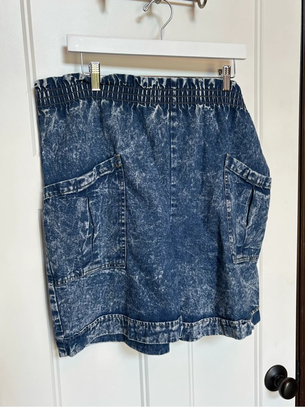 Vintage High-Rise Cherokee Dark Acid Wash Denim Shorts Elastic Waist sz Large